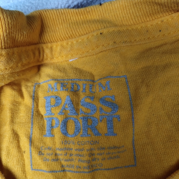 Passport T medium - Picture 2 of 3